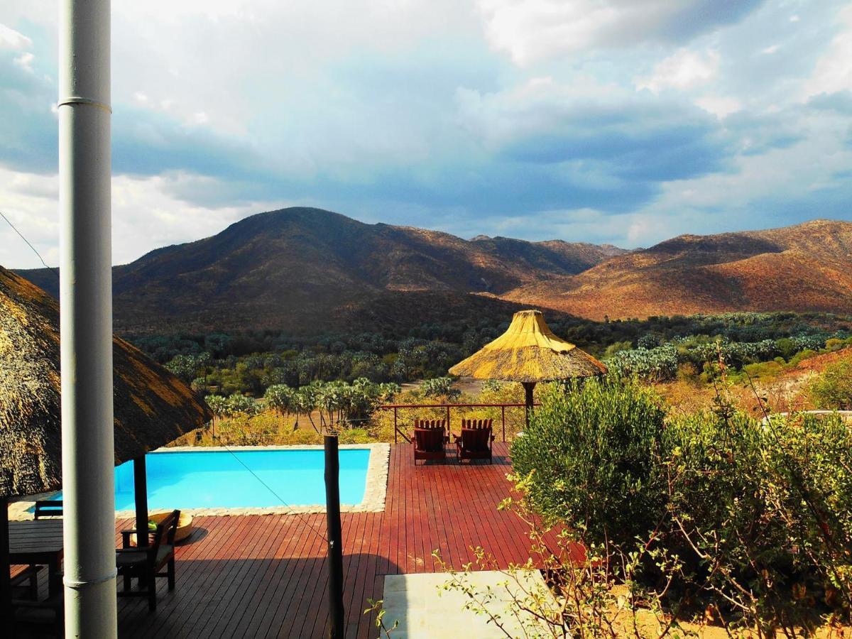 Kapika Waterfall Lodge Epupa Kültér fotó