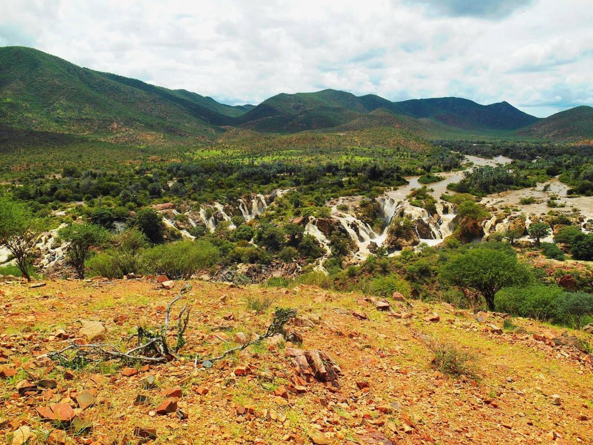 Kapika Waterfall Lodge Epupa Kültér fotó