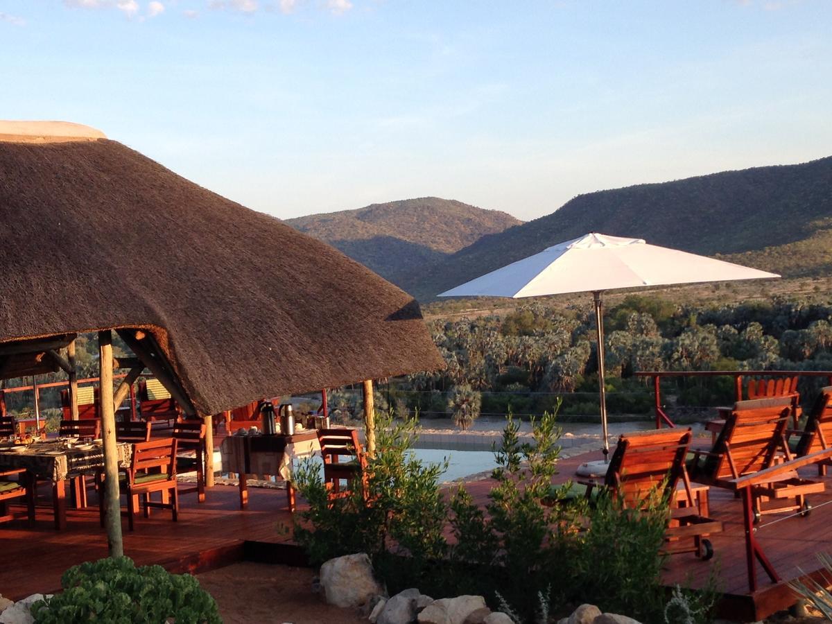 Kapika Waterfall Lodge Epupa Kültér fotó